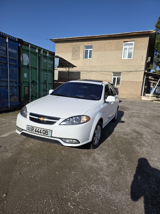 Jentra navarotlari bor  4 pakaleniya gaz