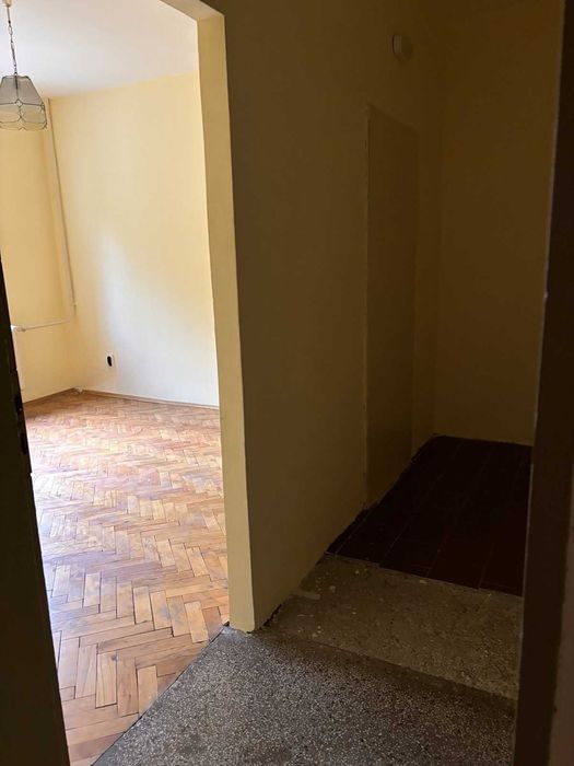 Продава се Двустаен апартамент в София, Борово - 65 кв.м за 1318 €/кв.м - Снимка #2