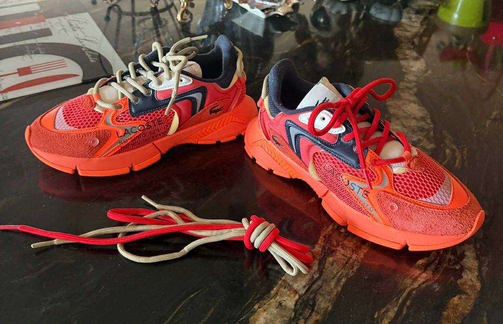 Продавам оригинални маратонки на LACOSTE като нови №39