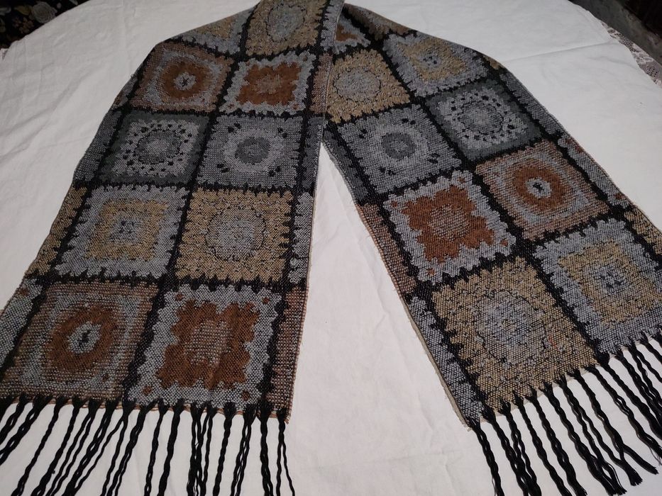 FULAR/SAL bărbătesc,elegant,din pură lână naturală vergine.