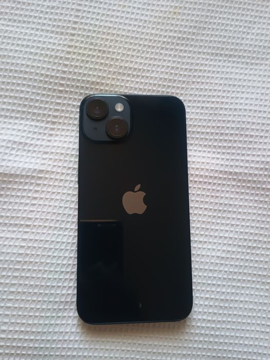 iPhone 14 + căști