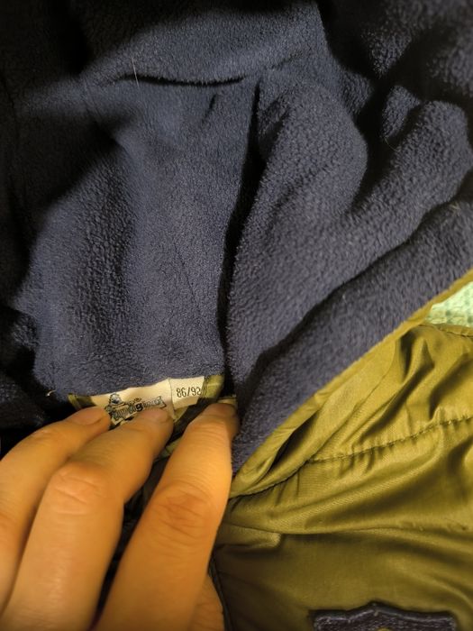 Продам демисезонные курточки