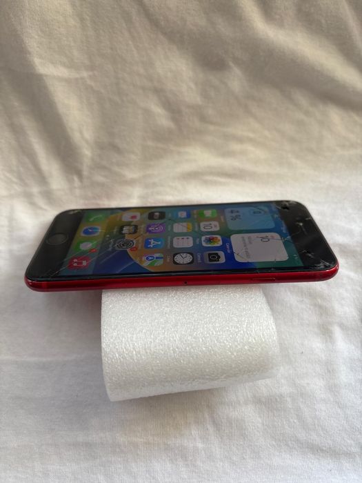 Iphone 8 Red 256gb . Display fisurat