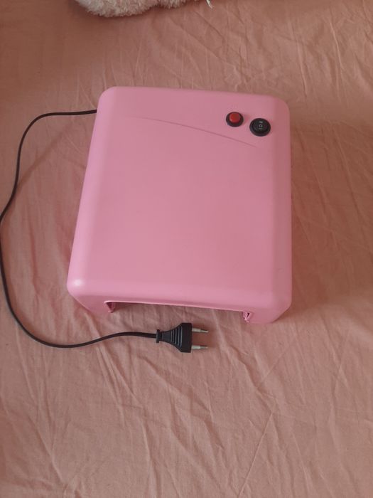Lampa UV+produse manichiură