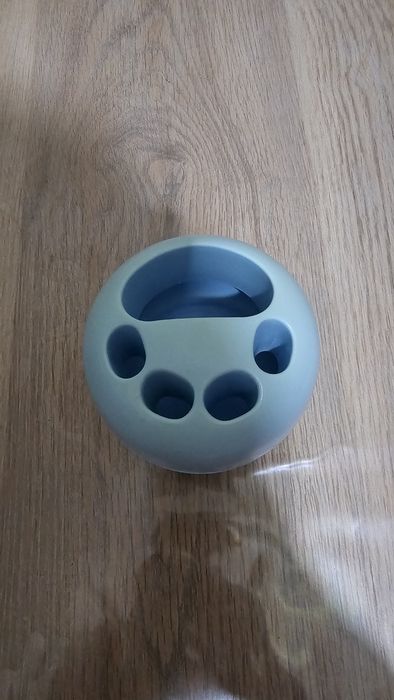 Продам органайзер для зубных щеток