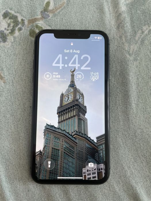 Продам iPhone 11 64gb