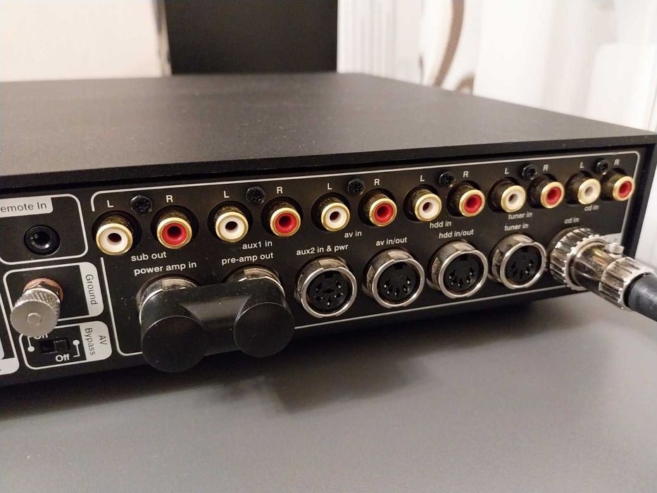 Усилвател Naim Nait XS2