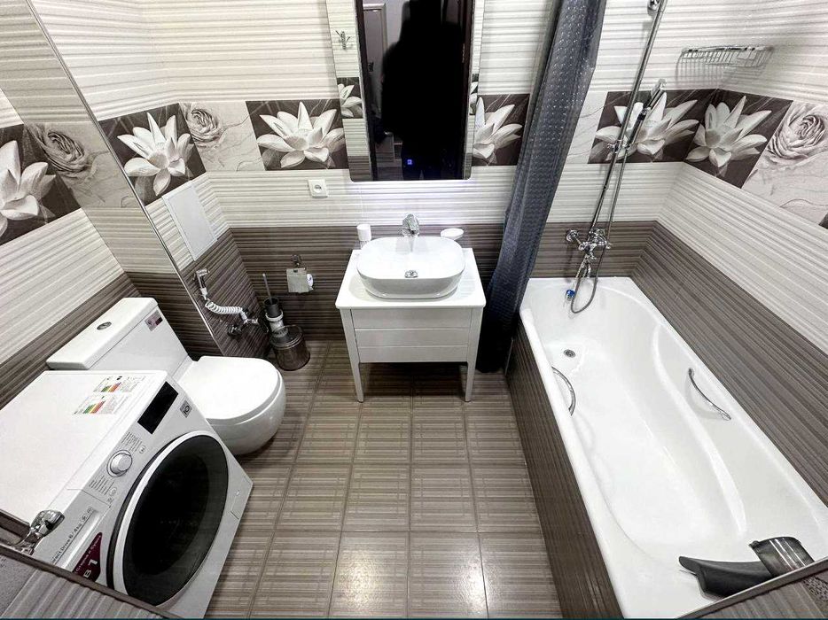 Продам роскошную 4 комн квартиру, 116 метр. ЖК Новомосковская, дуплекс