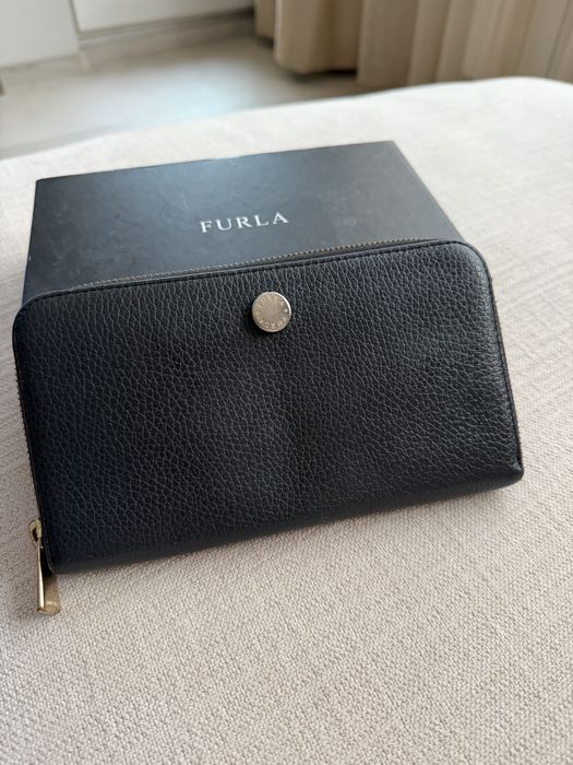 Черен кожен портфейл FURLA