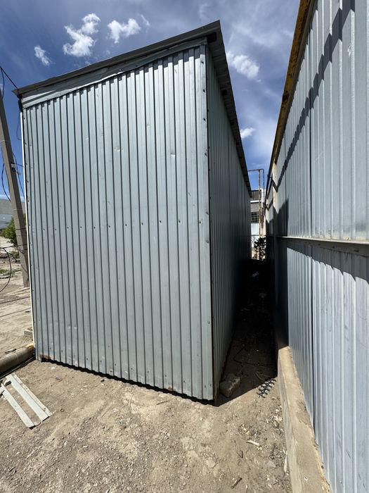 Продам бутик в хорошем состояние, самовывоз