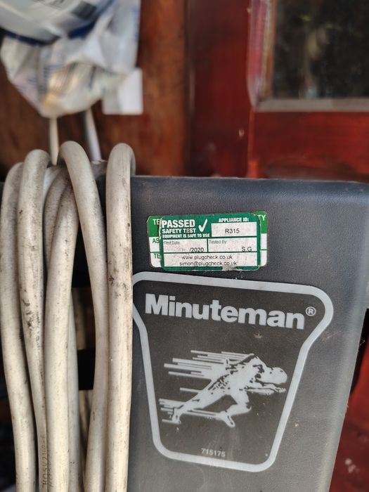 Utilaj profesional Minuteman ME45-190/380 2-Speed – 1200/1500W