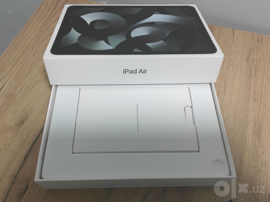 IPad AIR karobkasi