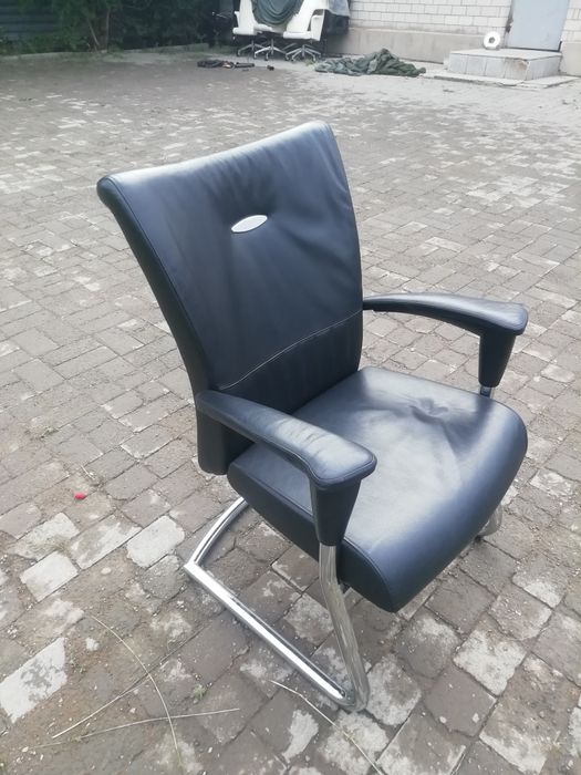 Продам кресло на лыжах