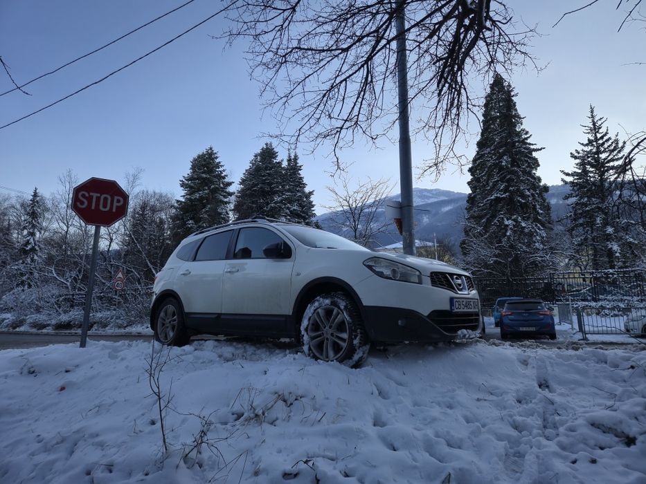 Nissan Qashqai - Панорама