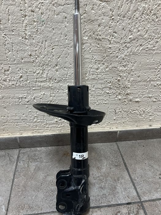 Амортизаторы Камри 70-75 оригинал