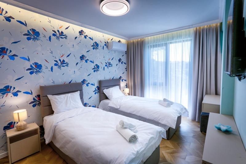 Дава се под наем Тристаен апартамент в Варна, Галата - 108 кв.м за 1200 € - Снимка #4