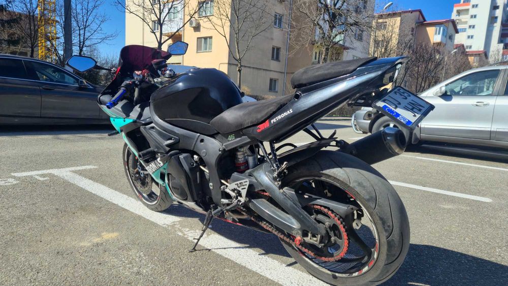 Yamaha YZF R6 RJ09 2004