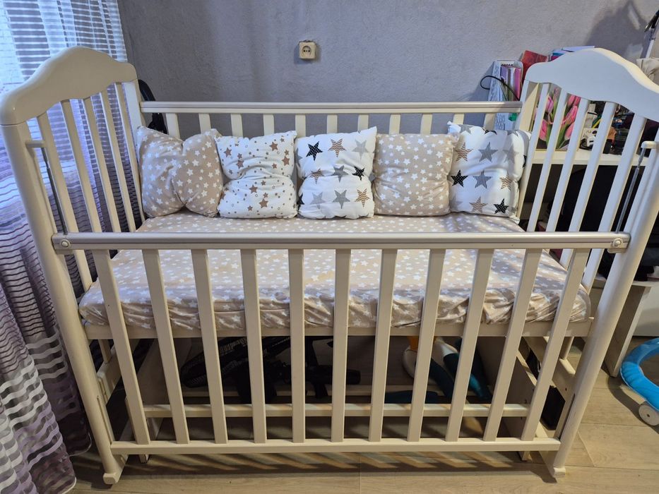 Продам кроватку детскую