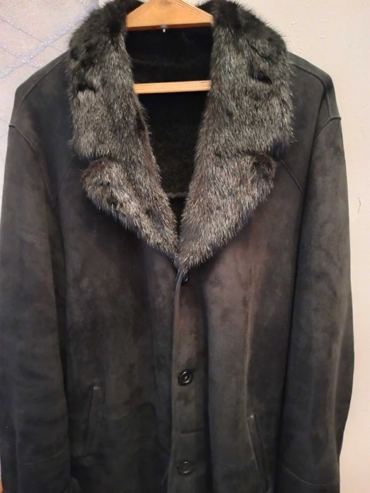 Продаётся мужской  полушубок