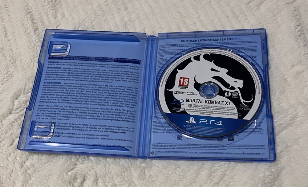 3 cd-uri jocuri ps5-ps4