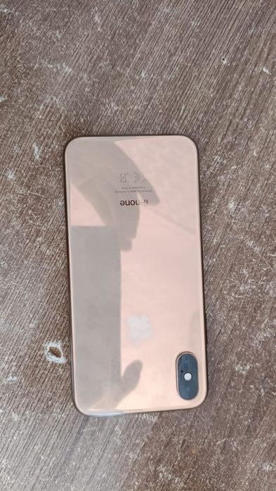 Айфон XS 64 Гб .