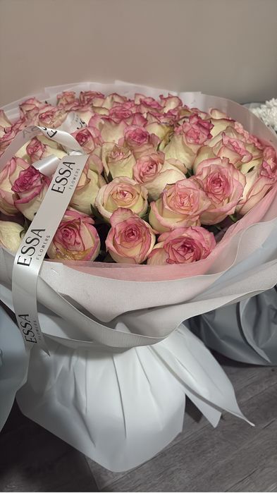 Роза 51шт красивый бу