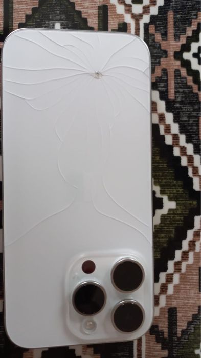 Iphone 16 pro 128 белый