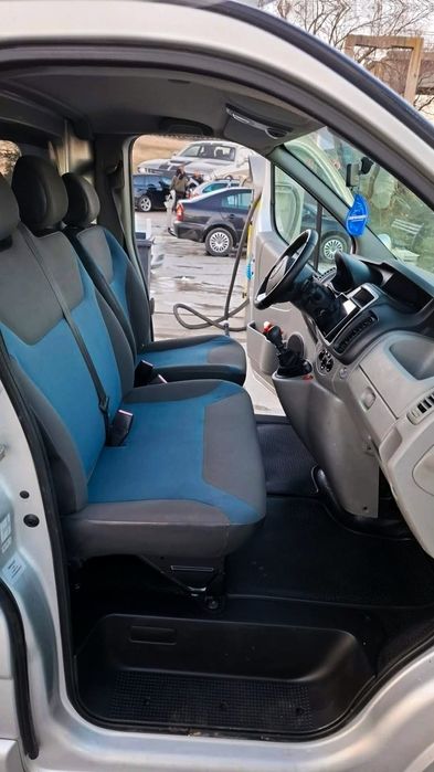 Renault trafic  2010