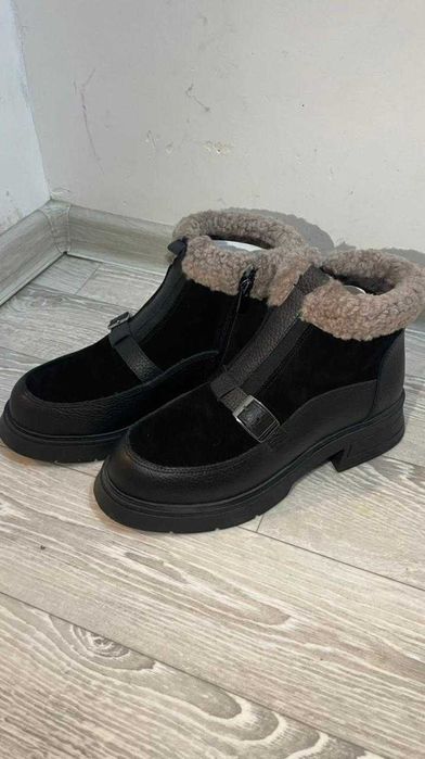 Новые зимние ботинки