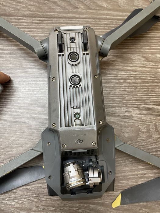 DJI Mavic Pro — оригинальный дрон, квадрокоптер 4K