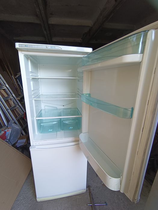 Холодильник Stinol