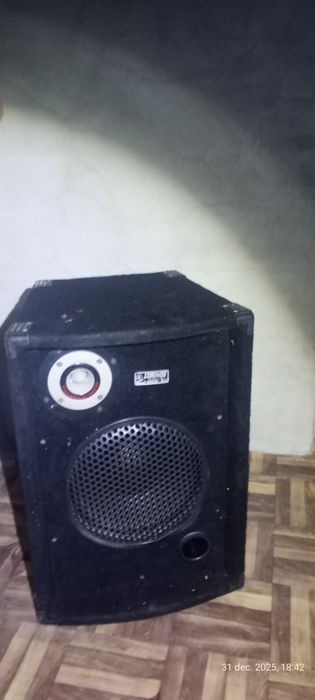 Bocxă de 300w pe 8Ω