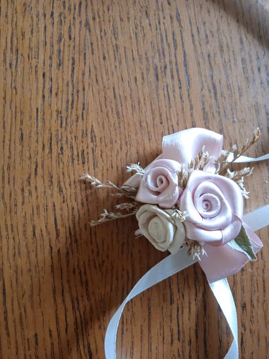 Булчински букети за хвърляне, шаферки букет , аксесоари