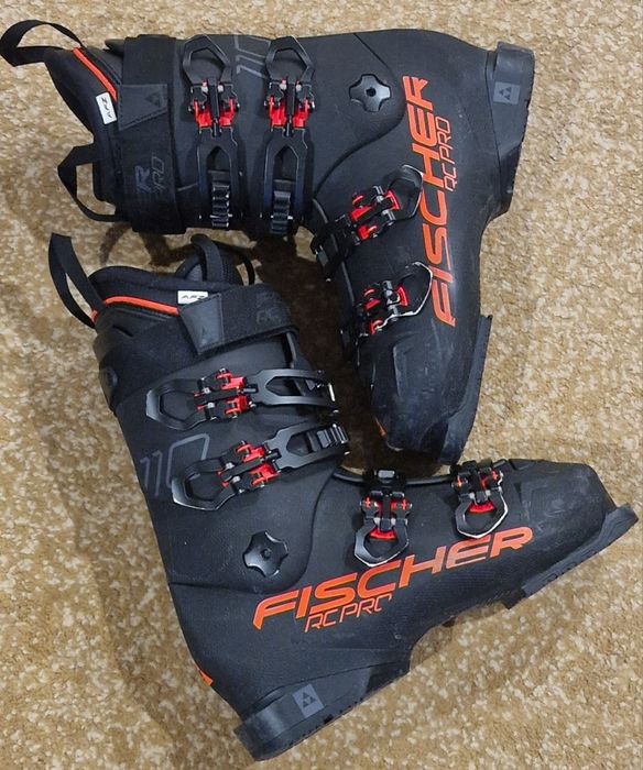 Ски обувки Fischer RC pro, 27,5