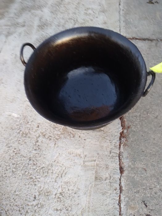 Ceaun din FONTĂ  50/60 litri