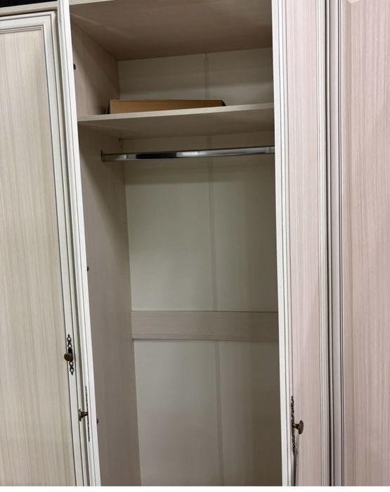 Продам срочно Шкаф-шифоньер