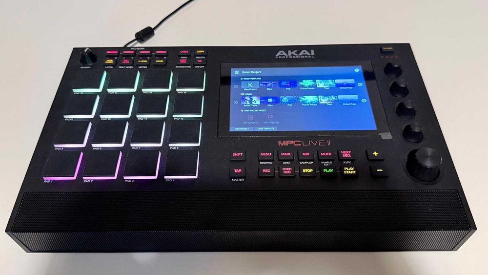 Akai MPC Live 2