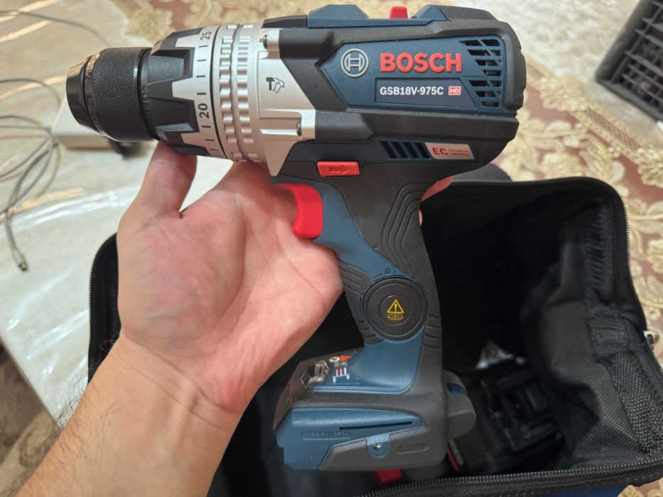 Bosch GSB 18V-110 C (975 = 110Нм ) Оригинальная ударная дрель / Новый