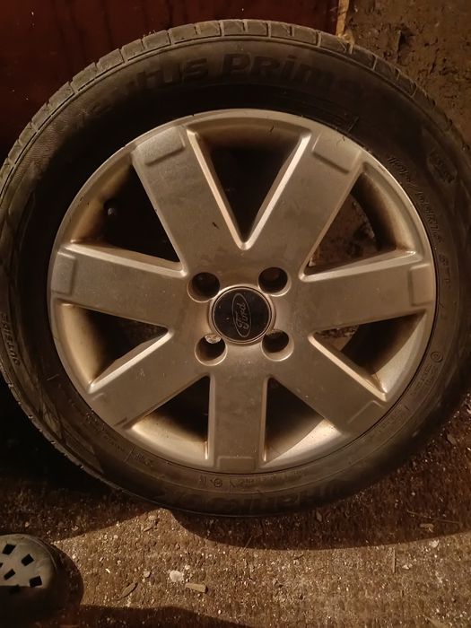 Алуминиеви джанти с гуми 16" Ford