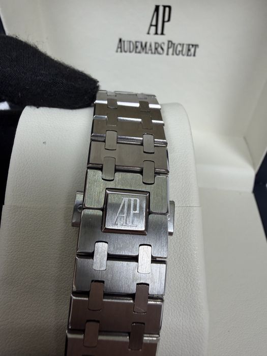 Audemars Piguet Royal Oak 41mm White Dial