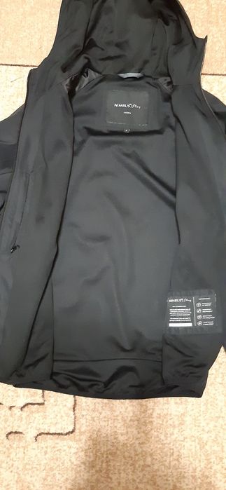 Ветровка Черна Ветровка