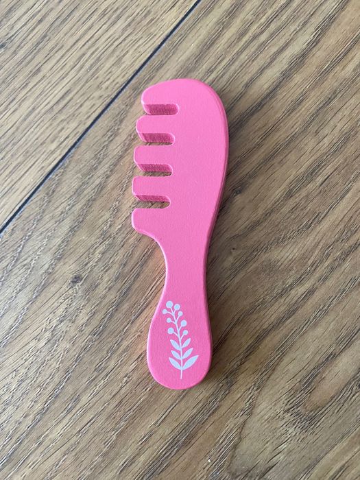 Детски куфар с бижута и други аксесоари