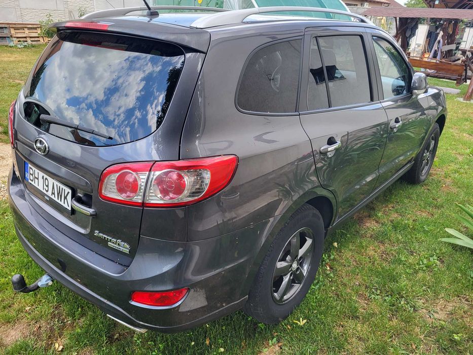 Autoturism Hyundai santafe 2010