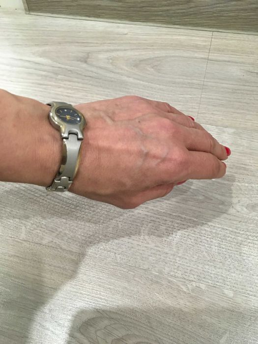 Дамски часовник GUCCI