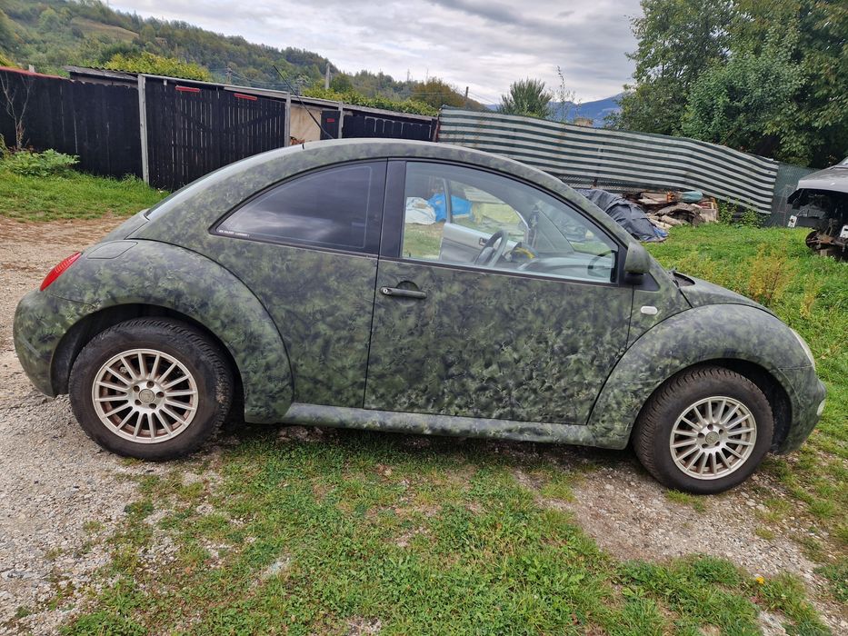 Vând Volkswagen beetle