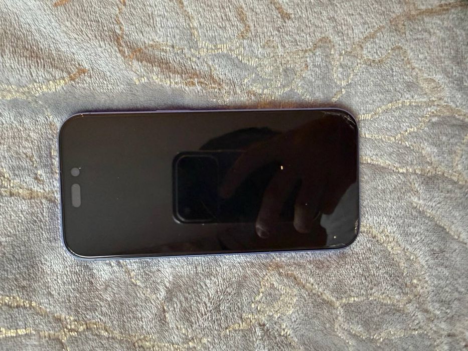 Смартфон IPhone 16 Идеальное состояние