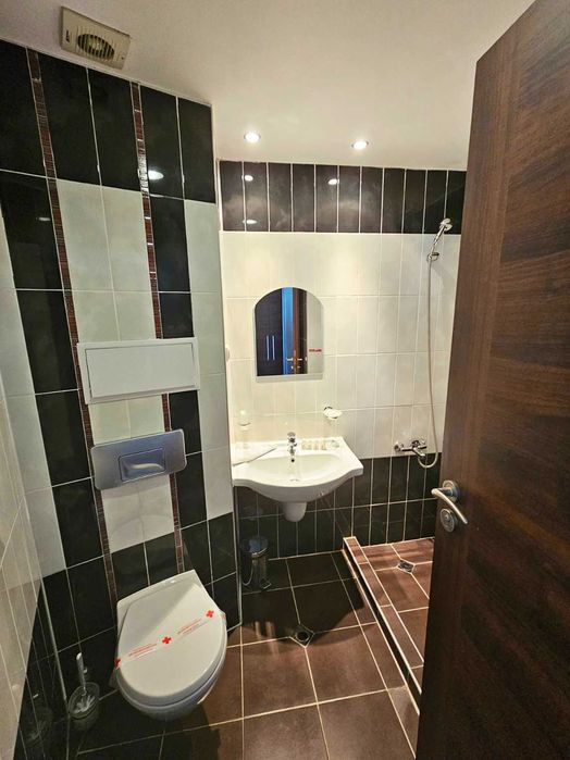 Продава се Едностаен апартамент в Балчик - 51 кв.м за 1334 €/кв.м - Снимка #4