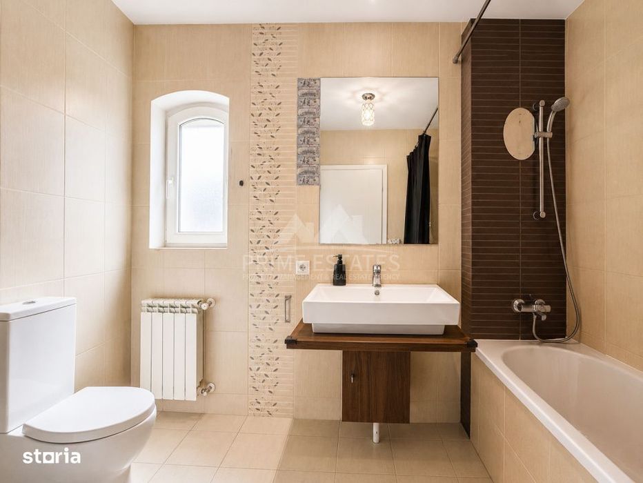 De Vanzare Apartament 4 Camere cu Piscina | Parcare | Pipera