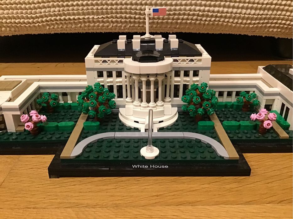 Lego Arhitec White House