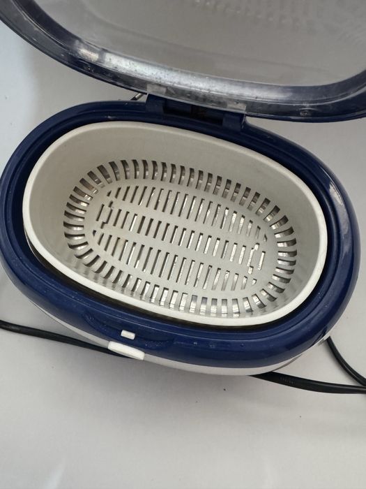 Ванначка для инструментов и вентилятор